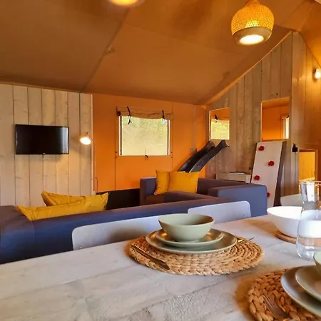 Safaritent, Medley Lodge, 7 Personen * Putten